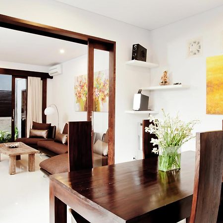 Villa Penelopy เซมินยัค ภายนอก รูปภาพ